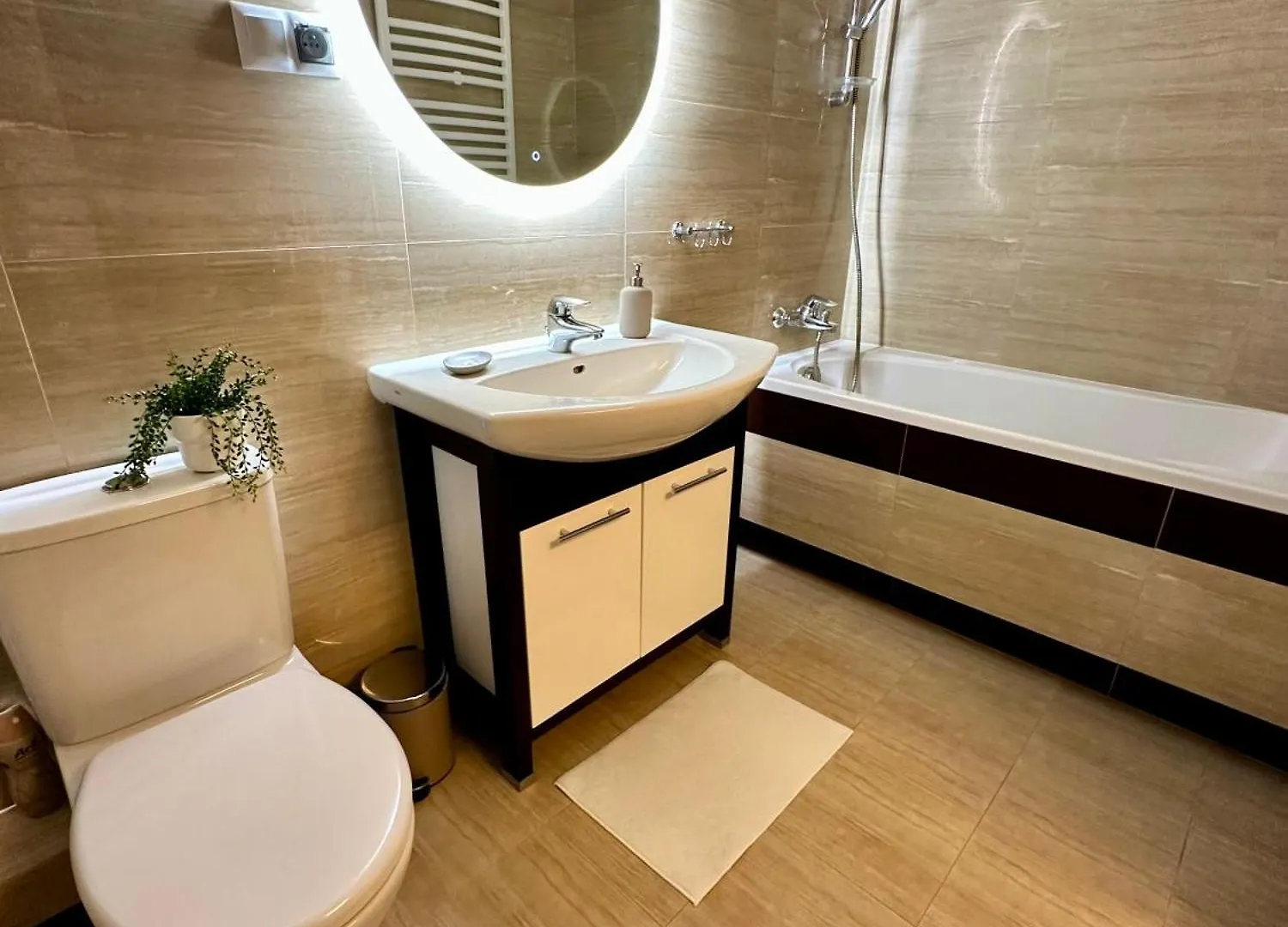 Millennium Skorosze Mango Apartment Warsaw